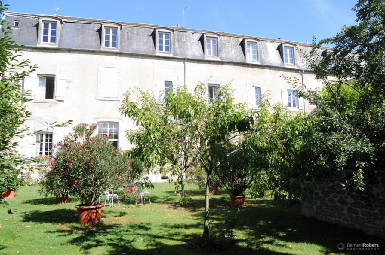 Bed and Breakfast Le Couvent En Bazois Châtillon-en-Bazois Esterno foto