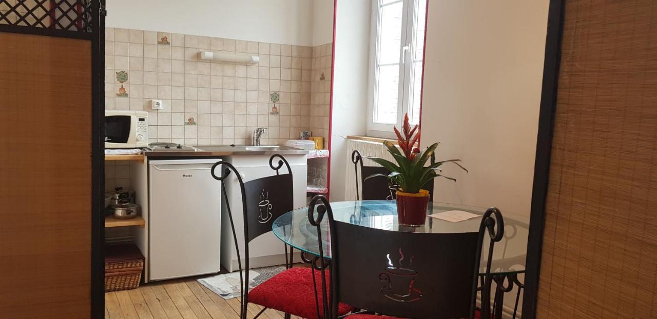 Bed and Breakfast Le Couvent En Bazois Châtillon-en-Bazois Esterno foto